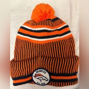 NFL New Era Denver Broncos, winter cuff knit, pom-pom beanie, hat, orange